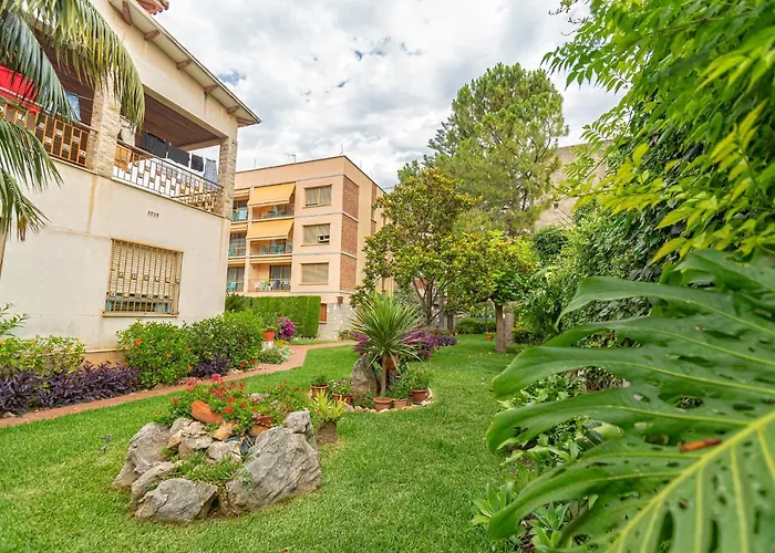Apartamentos El Oasis
